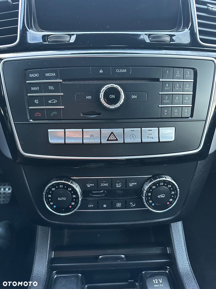 Mercedes-Benz GLE - 19