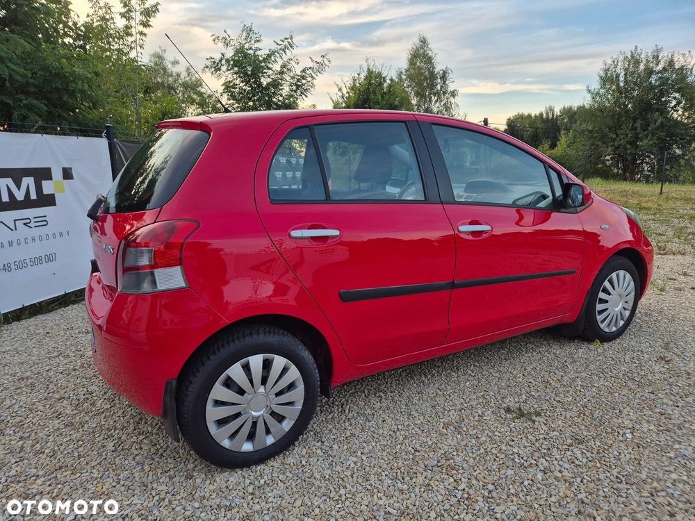 Toyota Yaris - 7