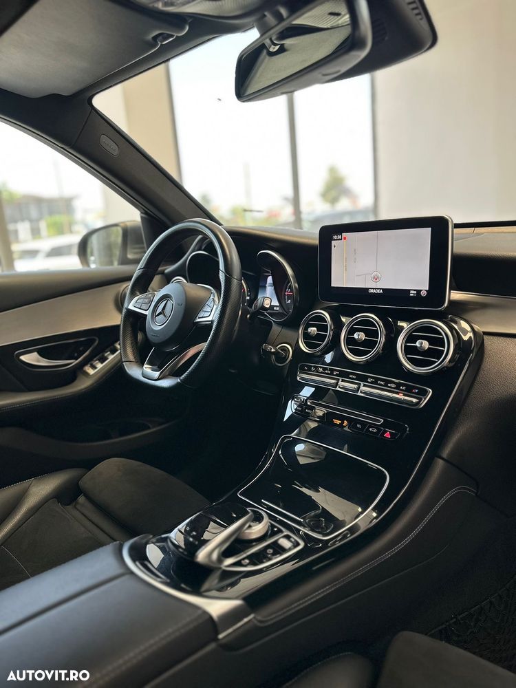 Mercedes-Benz GLC 250 d 4Matic 9G-TRONIC AMG Line - 13