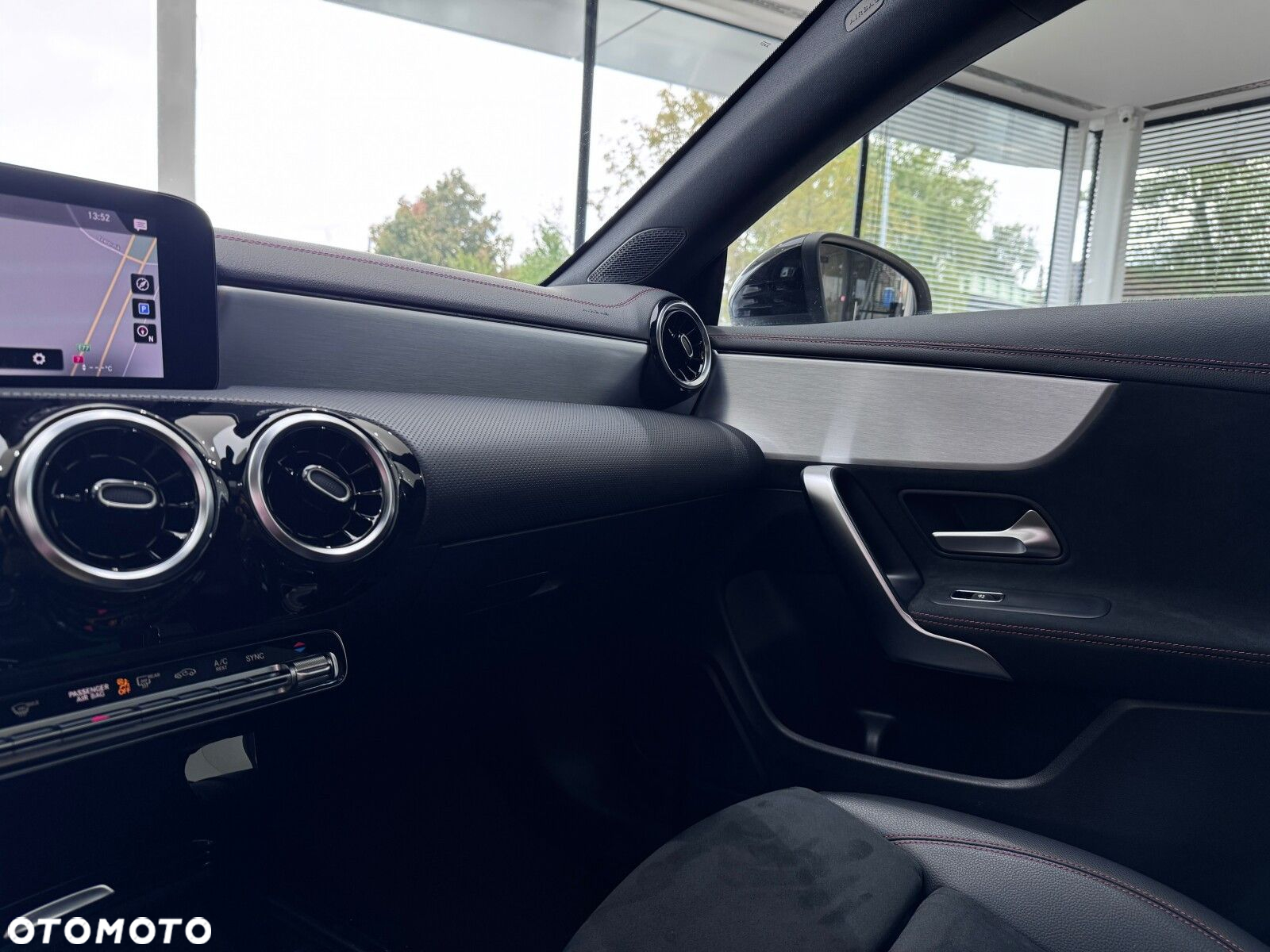 Mercedes-Benz CLA 200 d AMG Line 8G-DCT - 27