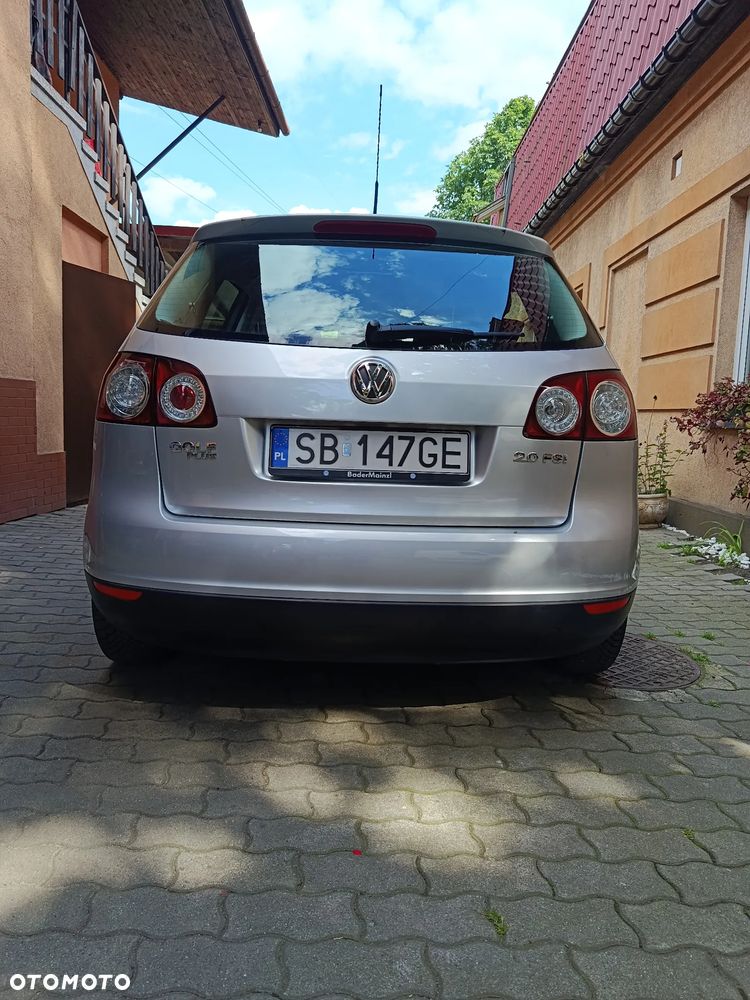 Volkswagen Golf Plus 2.0 FSI Comfortline - 8
