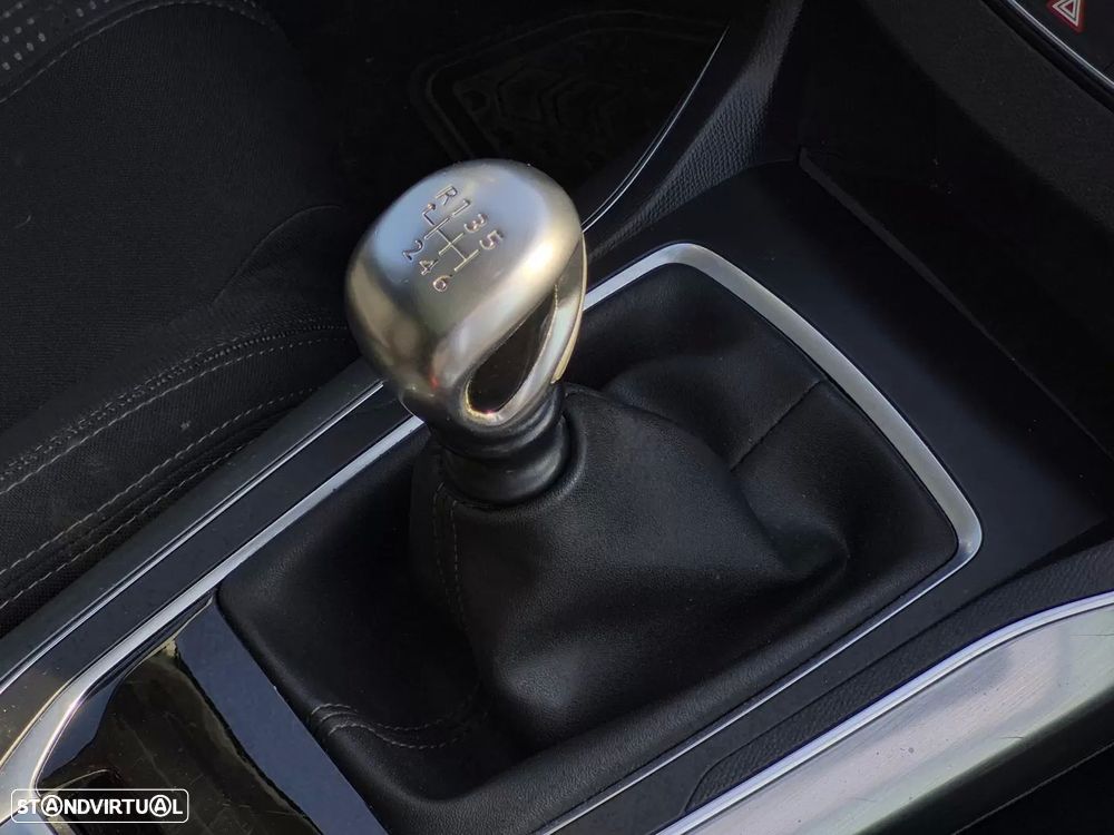 Peugeot 308 SW 1.6 BlueHDi Allure J17 - 24