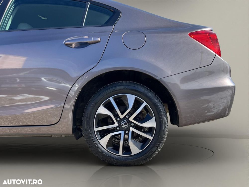 Honda Civic 1.8 i-VTEC Comfort - 31