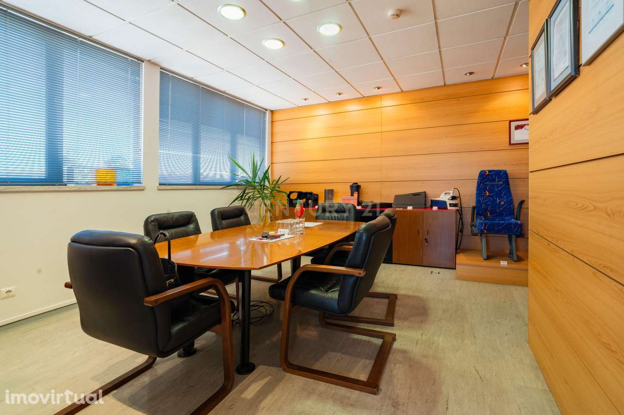 Armazém Funcional com Área Administrativa,  Zona Industrial da Moita - Grande imagem: 4/30