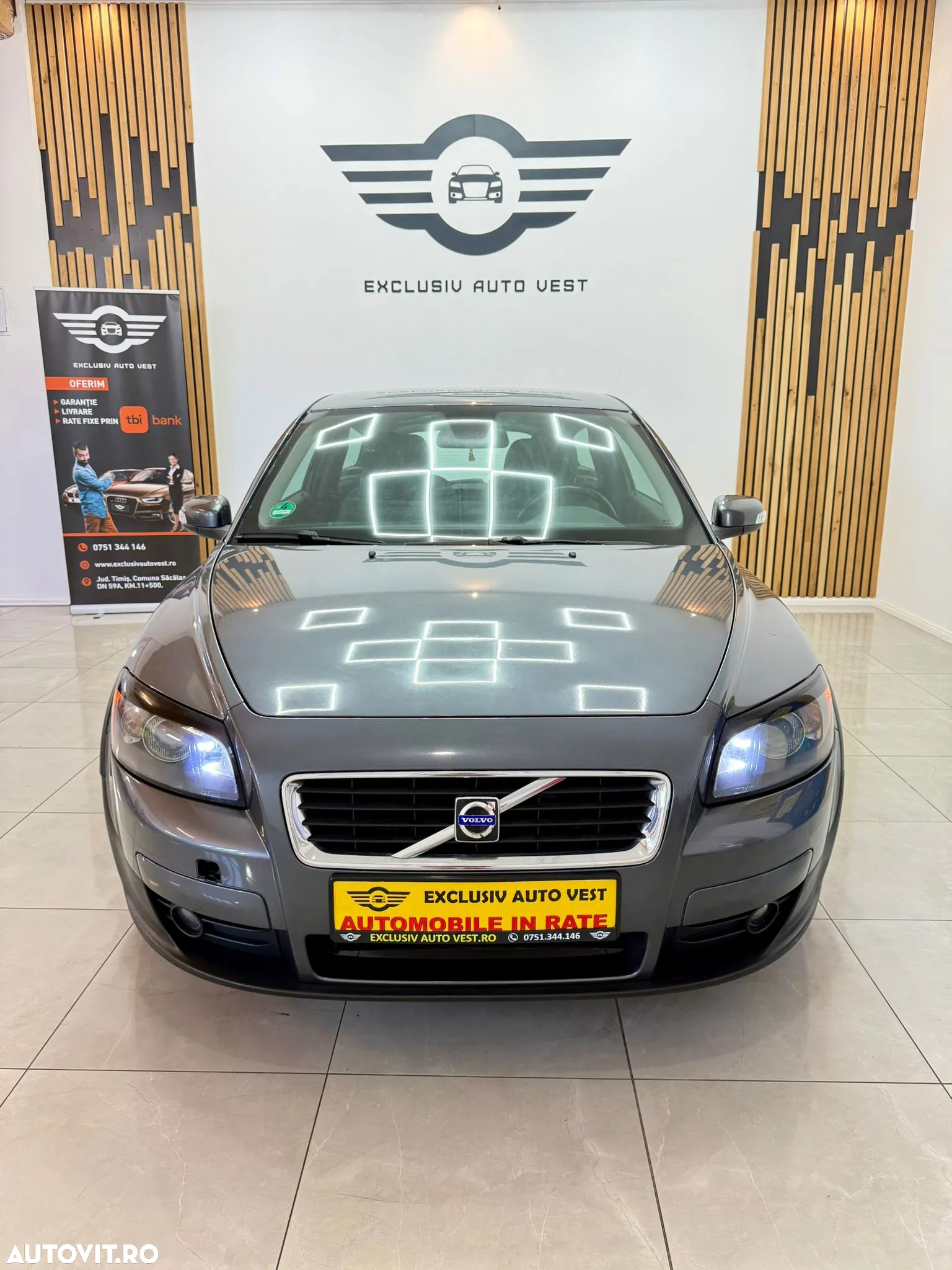 Volvo C30 2.0D Summum - 11