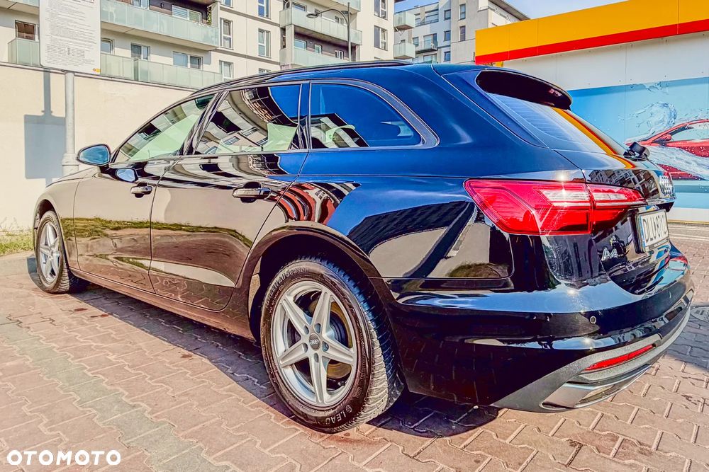 Audi A4 Avant 40 TDI Quattro S tronic - 4