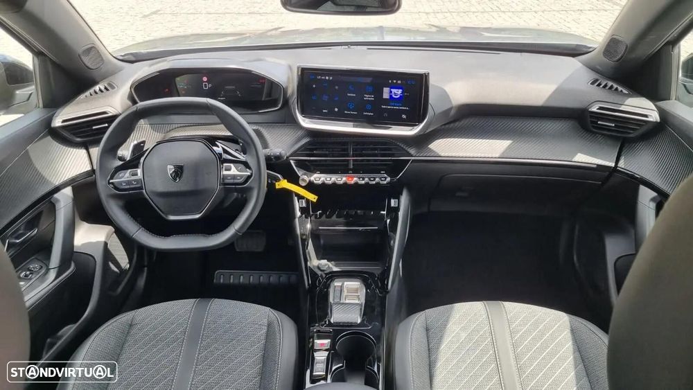 Peugeot 2008 - 9