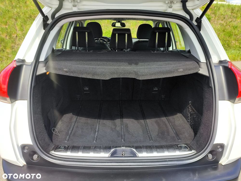 Peugeot 2008 1.6 VTi Allure - 23