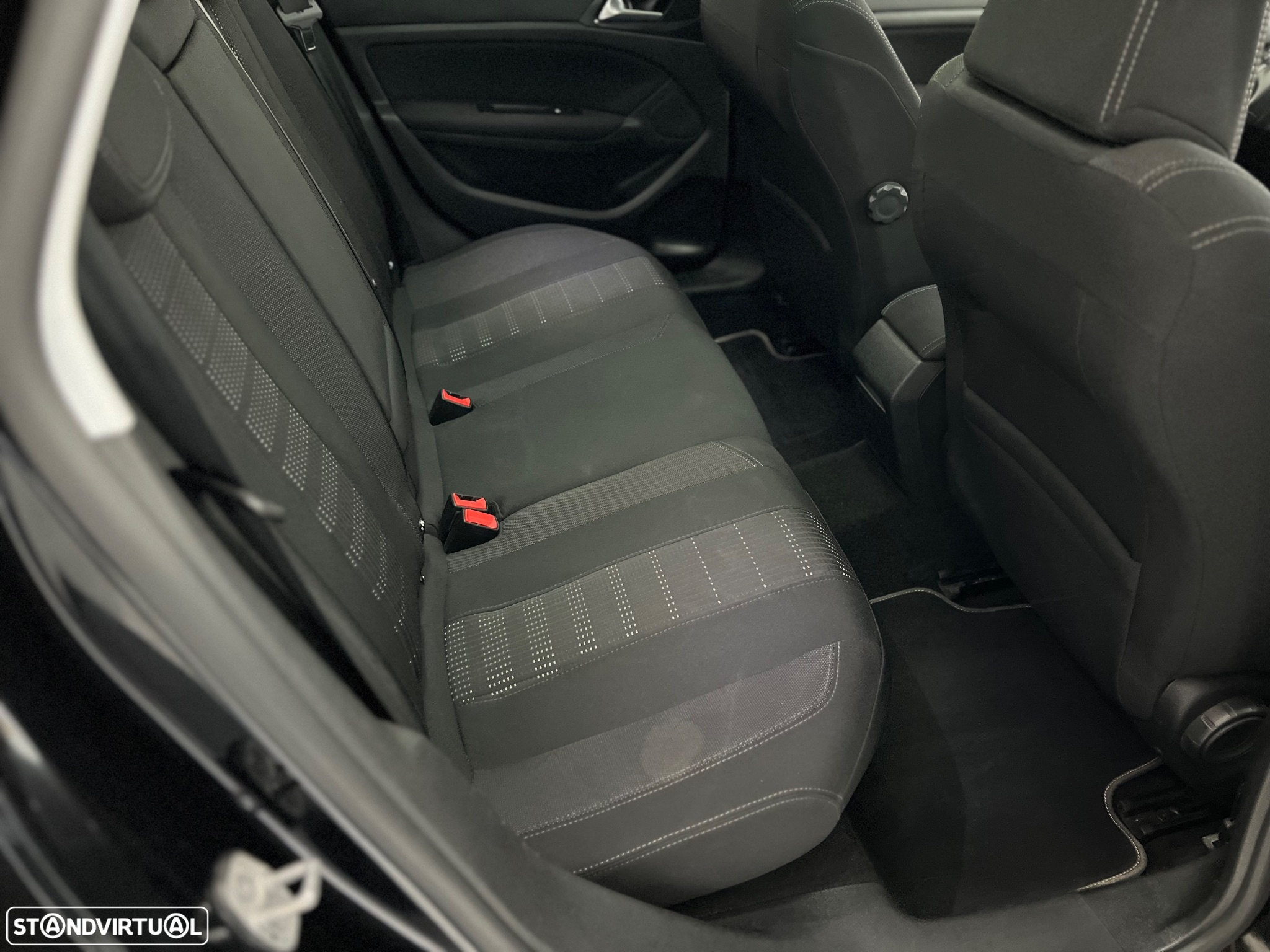 Peugeot 308 SW BlueHDi 120 EAT6 Stop & Start Active - 31