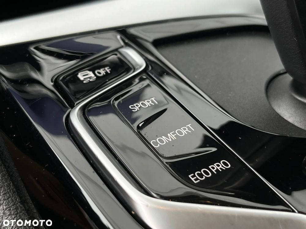 BMW Seria 5 520d xDrive Luxury Line - 25