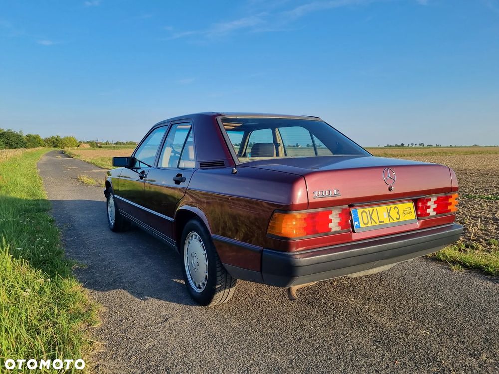 Mercedes-Benz W201 (190) - 14