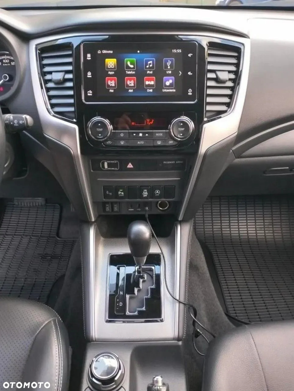 Mitsubishi L200 2.2 d DC Instyle Plus - 11