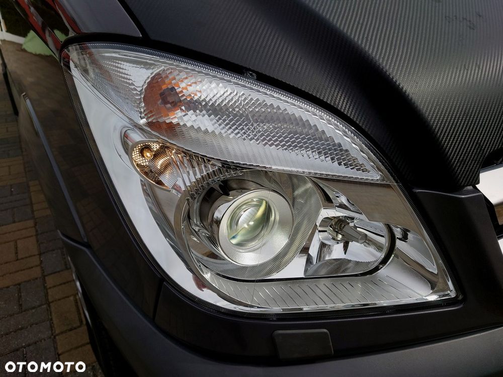 Mercedes-Benz Sprinter 319 - 30