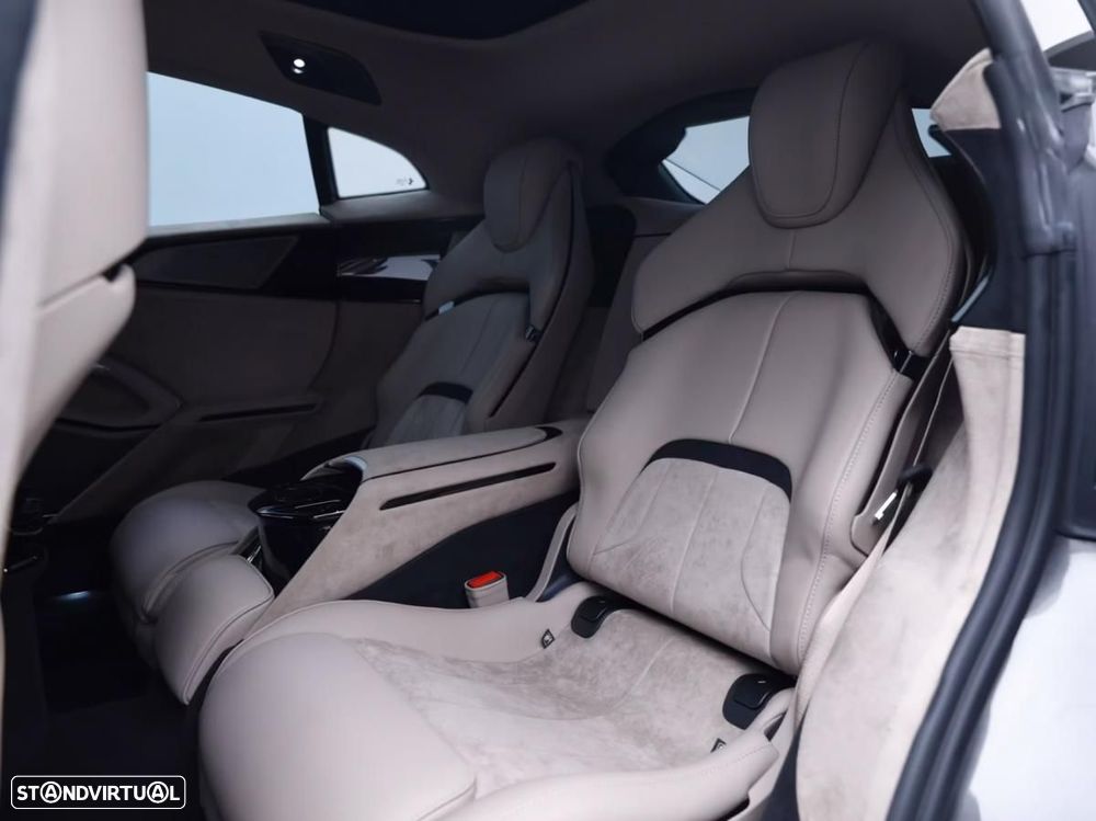 Ferrari Purosangue - 10