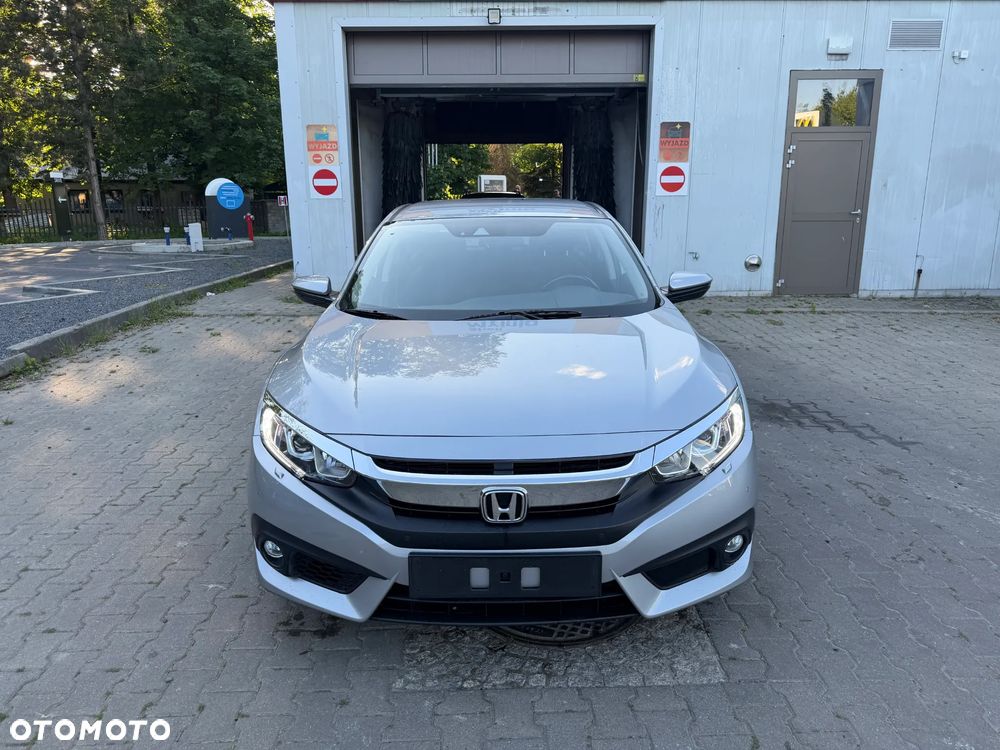 Honda Civic 1.5 T Elegance CVT - 12