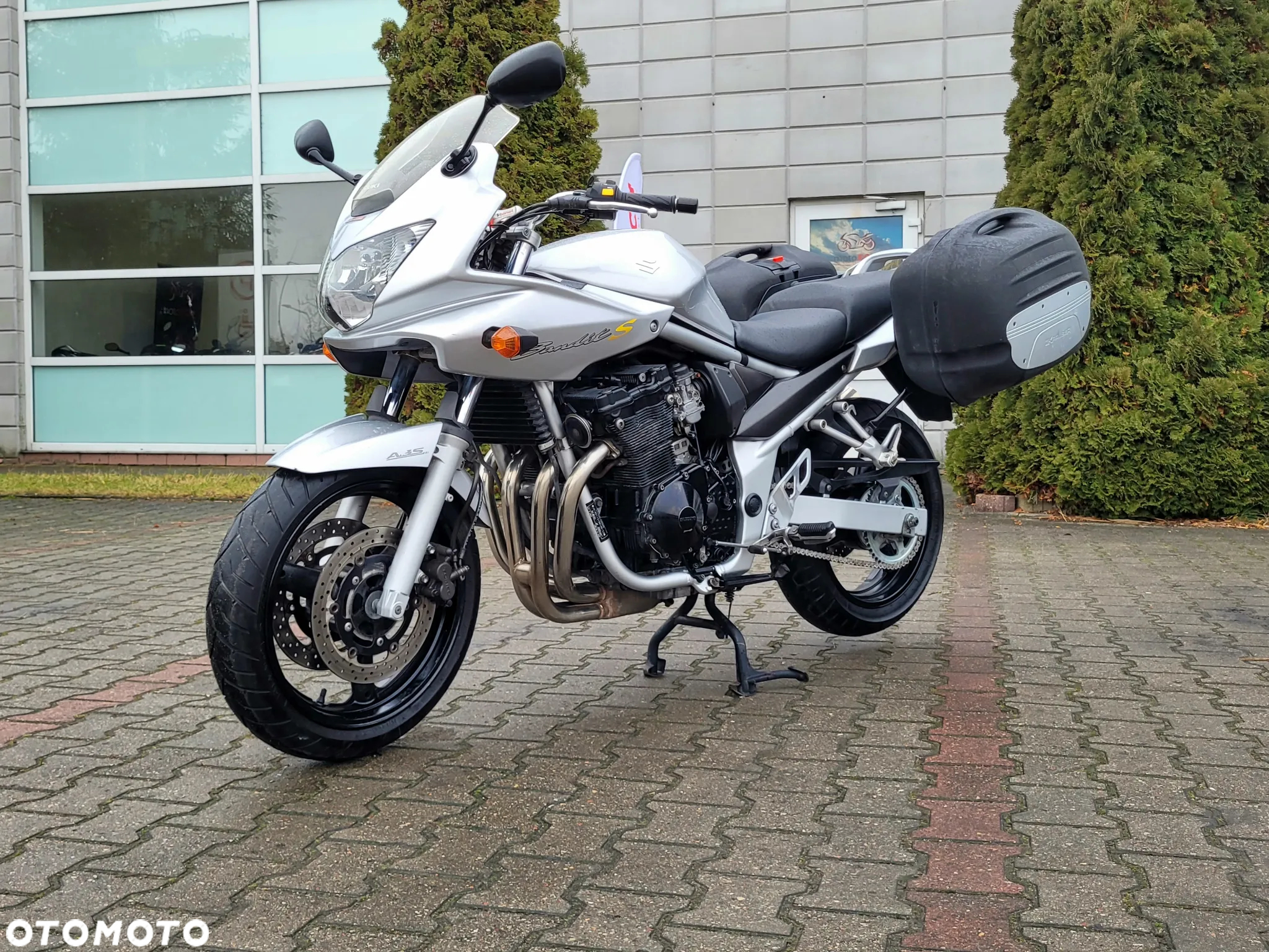 Suzuki GS - 10