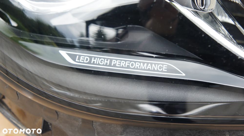 PRZEDNIA PRAWA LAMPA MERCEDES C KLASA W206 LED HIGH PERFORMANCE - 2
