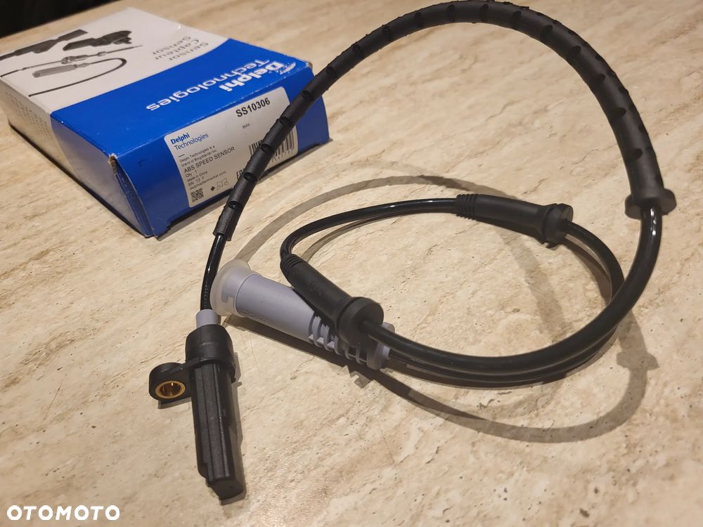 Czujnik ABS tył L/P BMW 5 (E39) 2.0-4.4 09.95-06.03 - 1