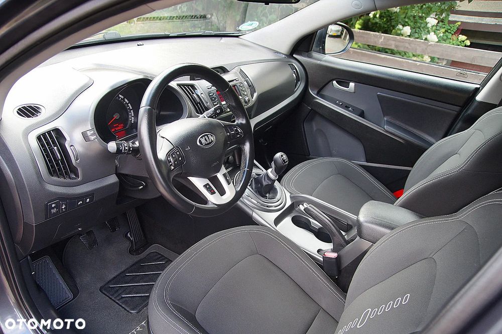 Kia Sportage 1.6 GDI 2WD ISG Attract - 11