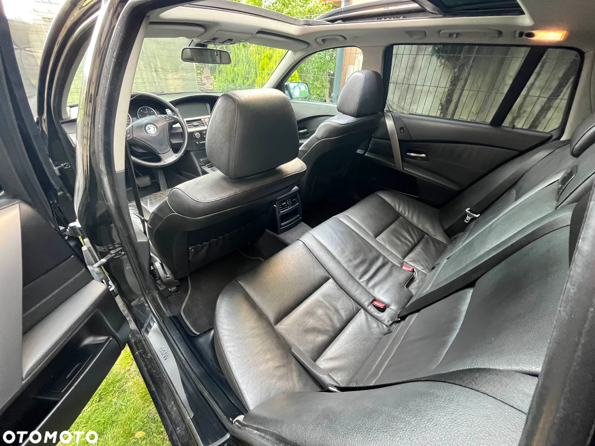 BMW Seria 5 525d - 17