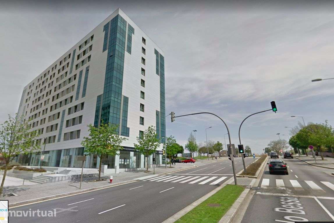 Lugar Parqueamento Edificio Boss Rotunda de Francos PT - Grande imagem: 3/3
