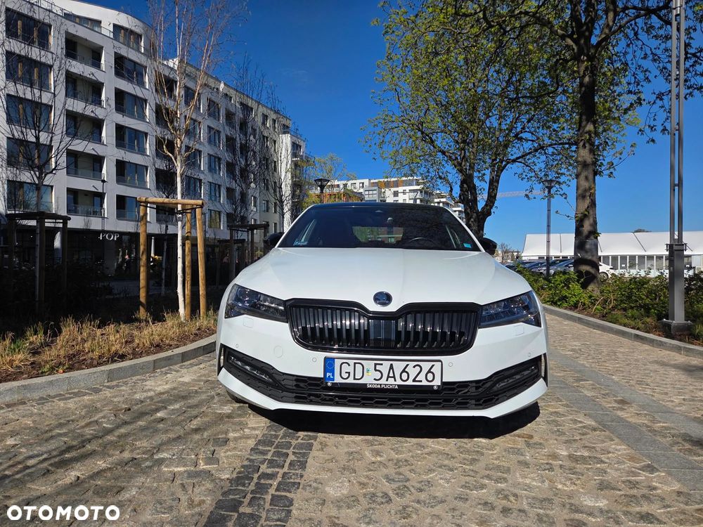 Skoda Superb 2.0 TSI 4x4 Sportline DSG - 2