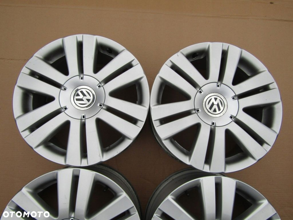 4x Felgi 16 VW T4 Touran Caddy Jetta Golf V VI VII VIII Passat B5 B6 B7 B8 - 3