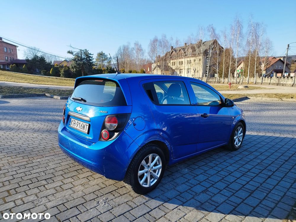 Chevrolet Aveo - 8