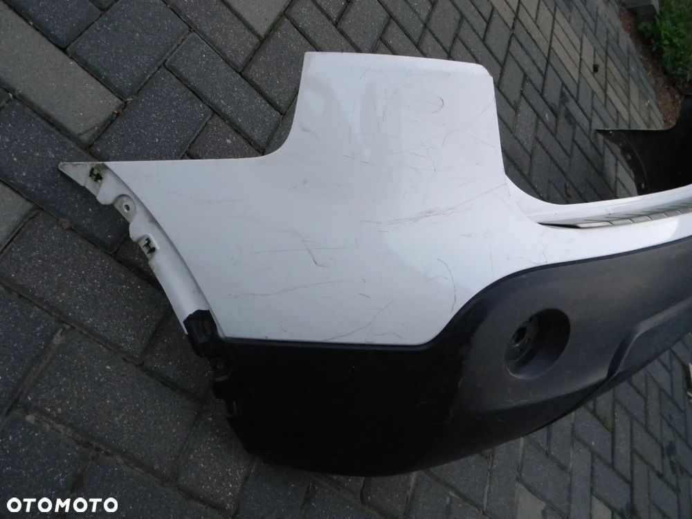 zderzak tył tylny NISSAN QASHQAJ J10 - 2