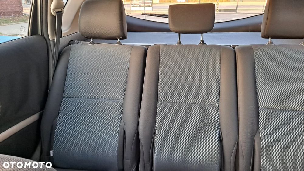 Toyota Corolla Verso 1.6 Terra - 29