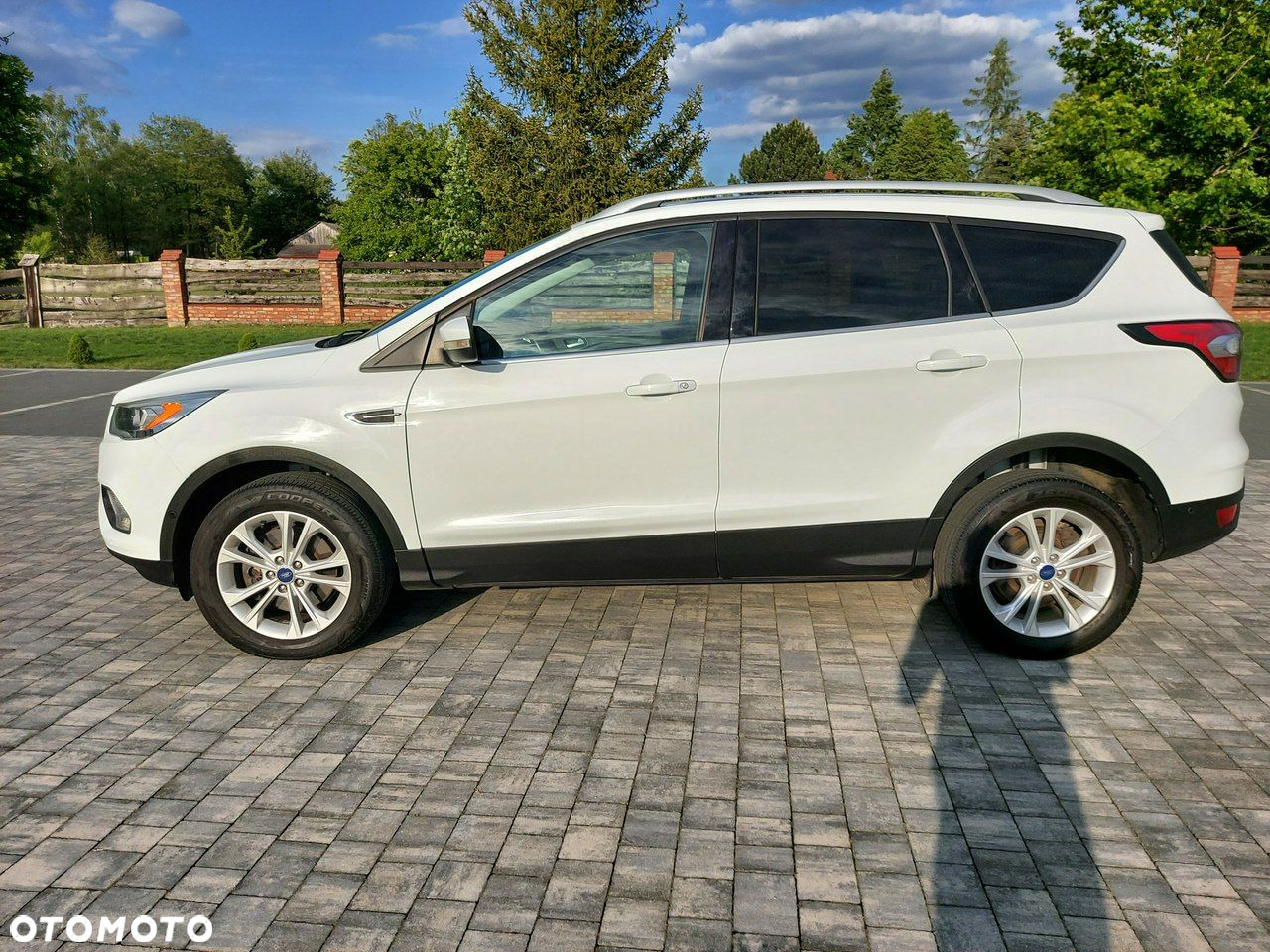 Ford Kuga - 3