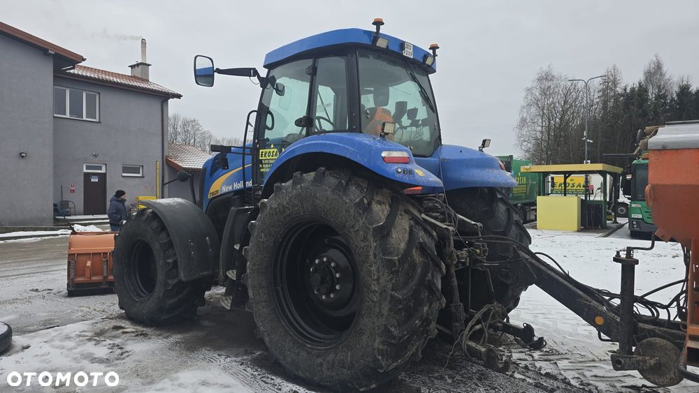 New Holland T8020 - 6
