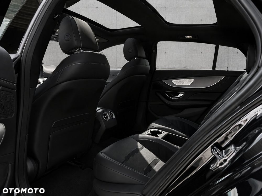 Mercedes-Benz AMG GT 53 4Matic+ 4D Speedshift TCT 9G - 12