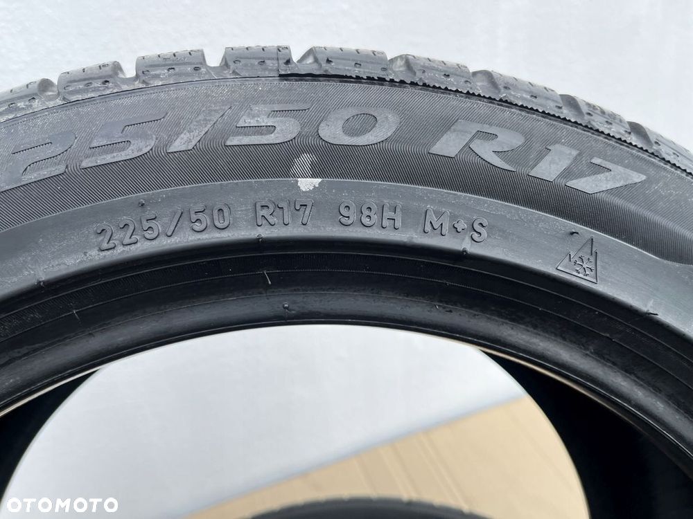 OPONA 225/50/17 98H PIRELLI WINTER SOTTOZERO 3 - 7