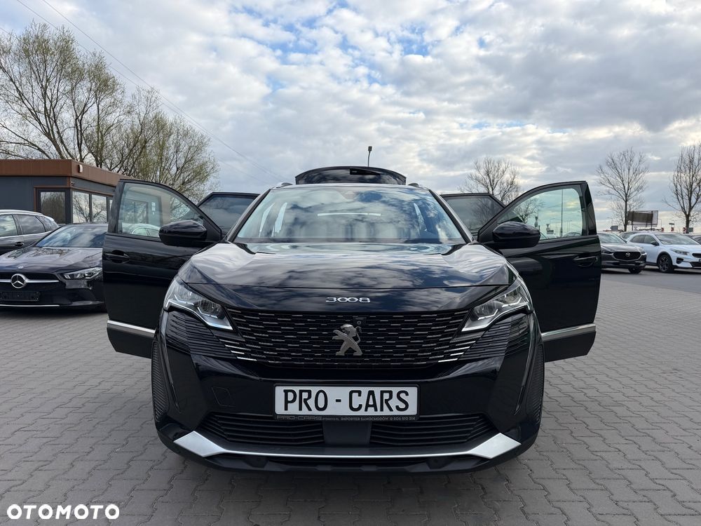 Peugeot 3008 1.6 PureTech HYbrid Allure S&S EAT8 - 12