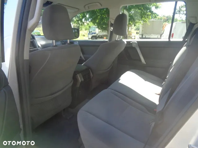 Toyota Land Cruiser - 9