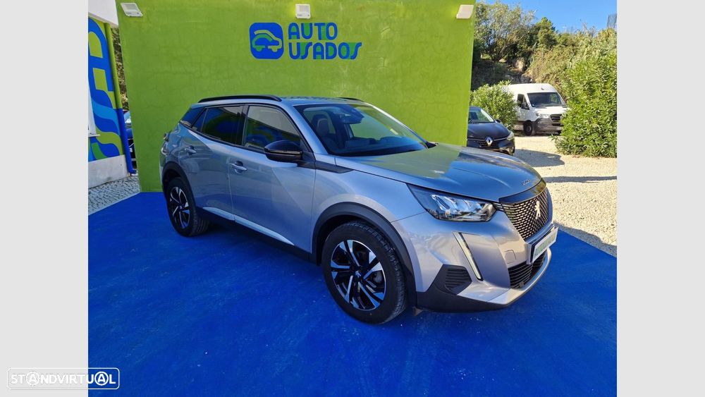 Peugeot 2008 1.2 PureTech Allure - 3