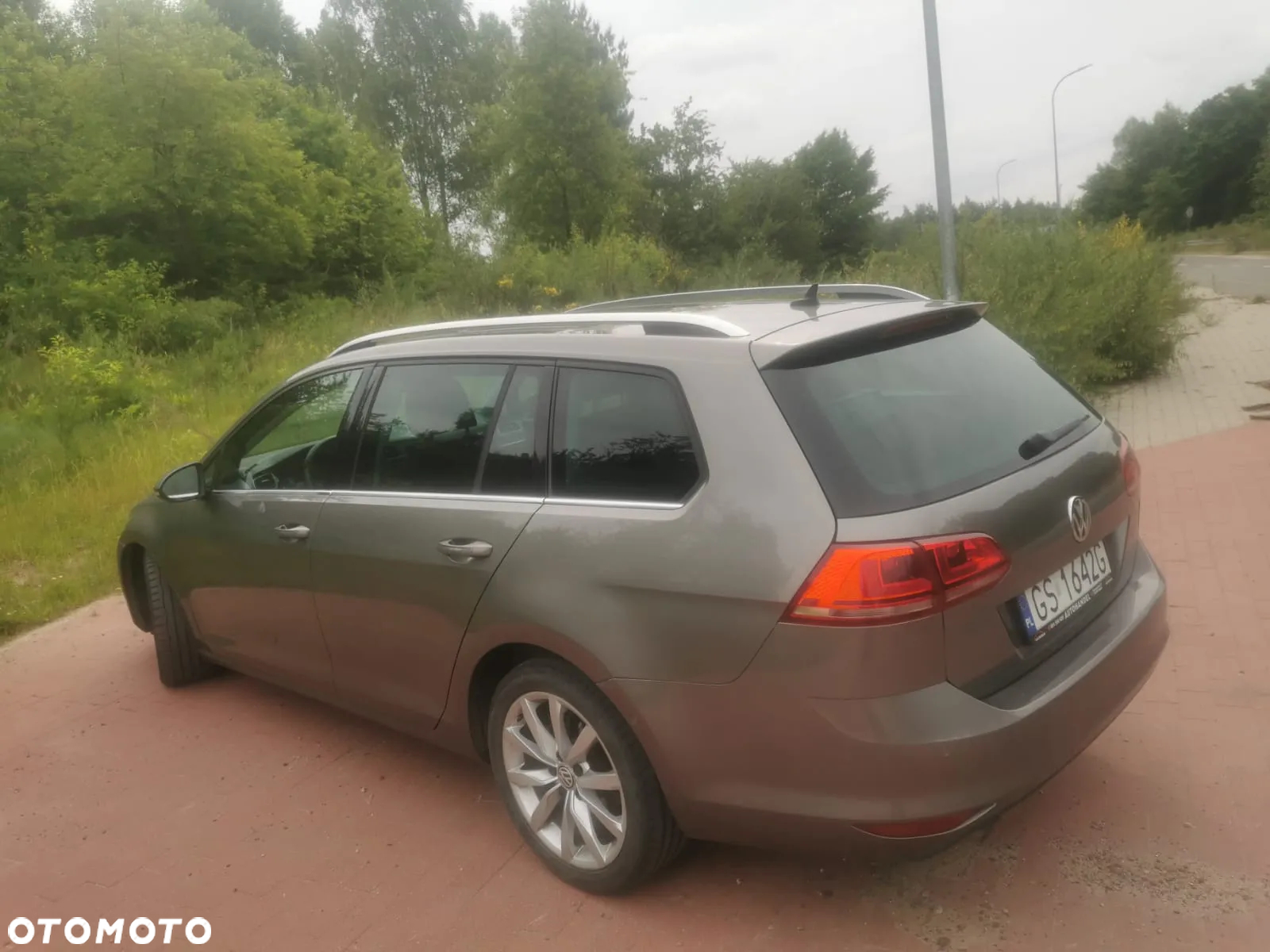 Volkswagen Golf 1.6 TDI 4Motion BlueMotion Technology Comfortline - 6
