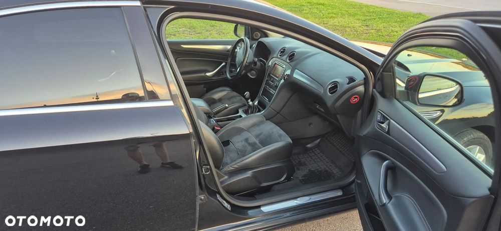 Ford Mondeo 2.0 TDCi Titanium - 12