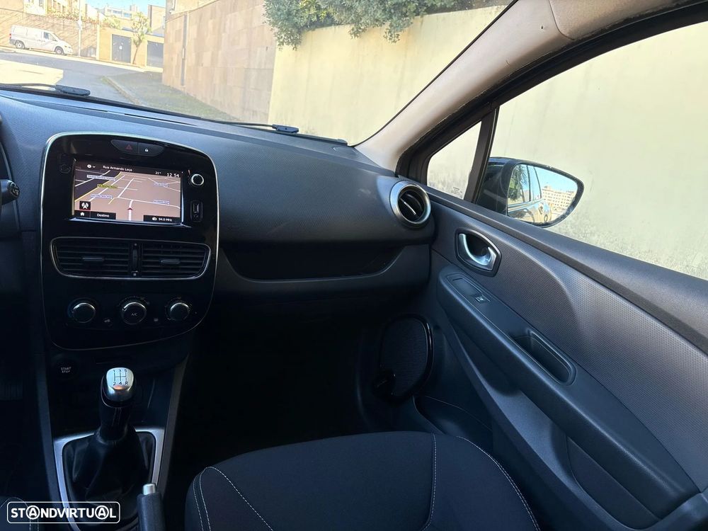 Renault Clio Sport Tourer 1.5 dCi Limited EDition - 19