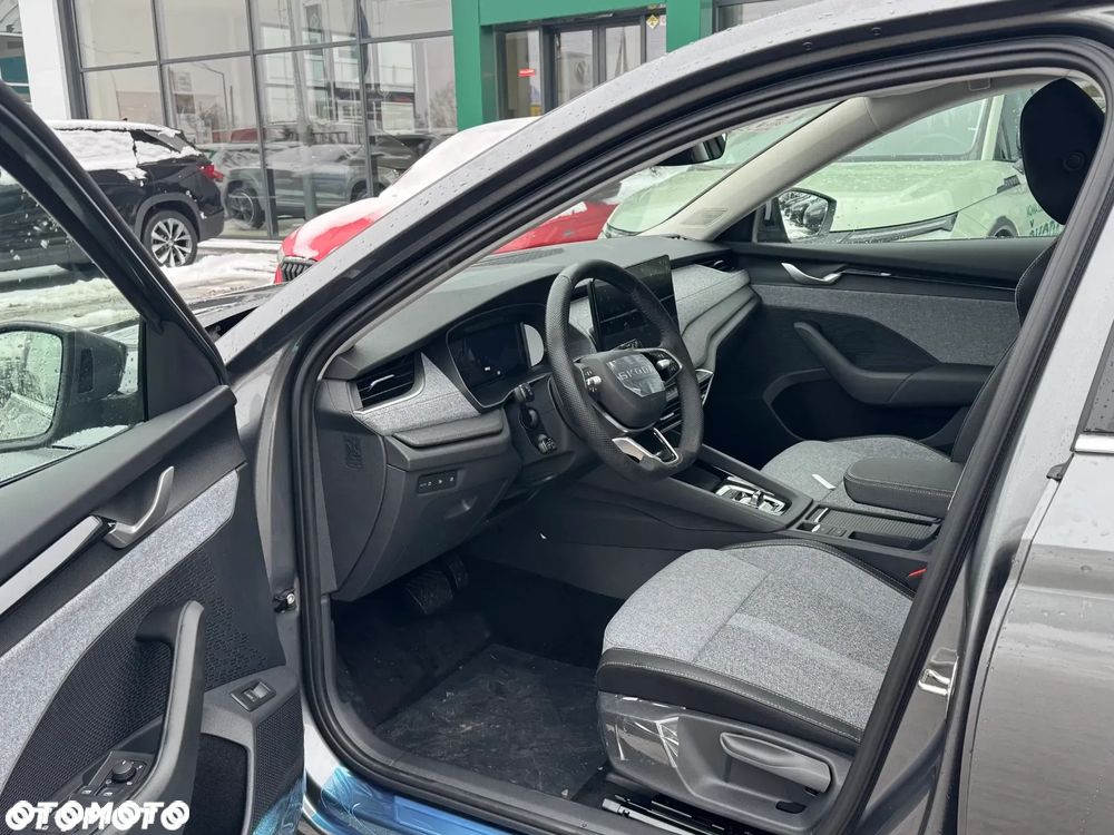 Skoda Octavia 1.5 TSI mHEV Drive Selection DSG - 13
