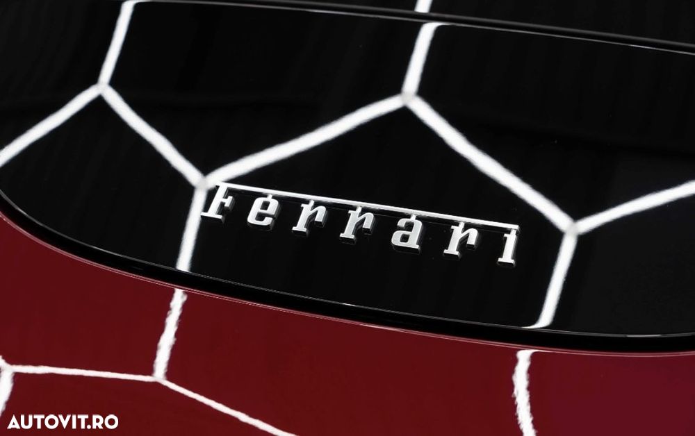 Ferrari Roma - 30