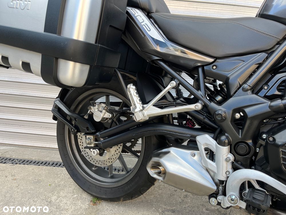 Benelli TRK 502 - 18