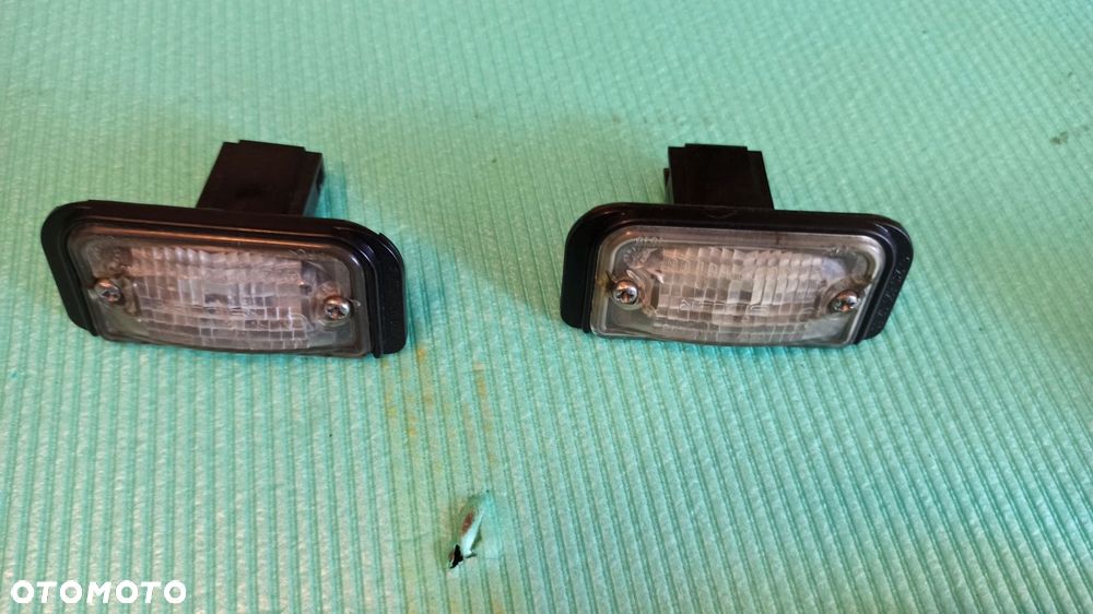 lampka podświetlania tablicy mercedes sl r230 - 1