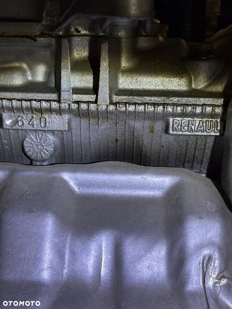 Silnik Renault 2.0 F4R (770) z przekładnią 6 biegów ND0 (015) - A062017 - 9