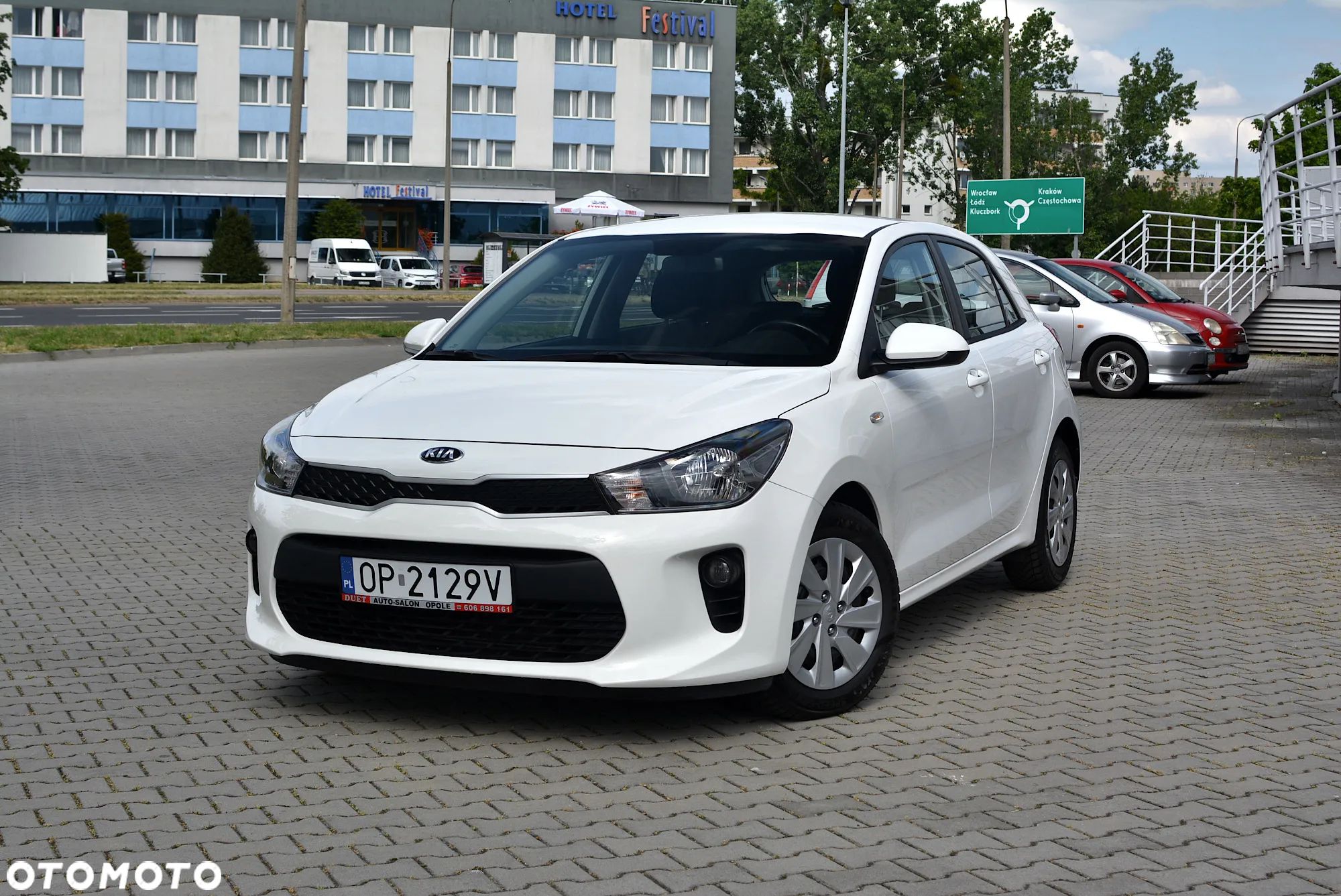 Kia Rio - 1