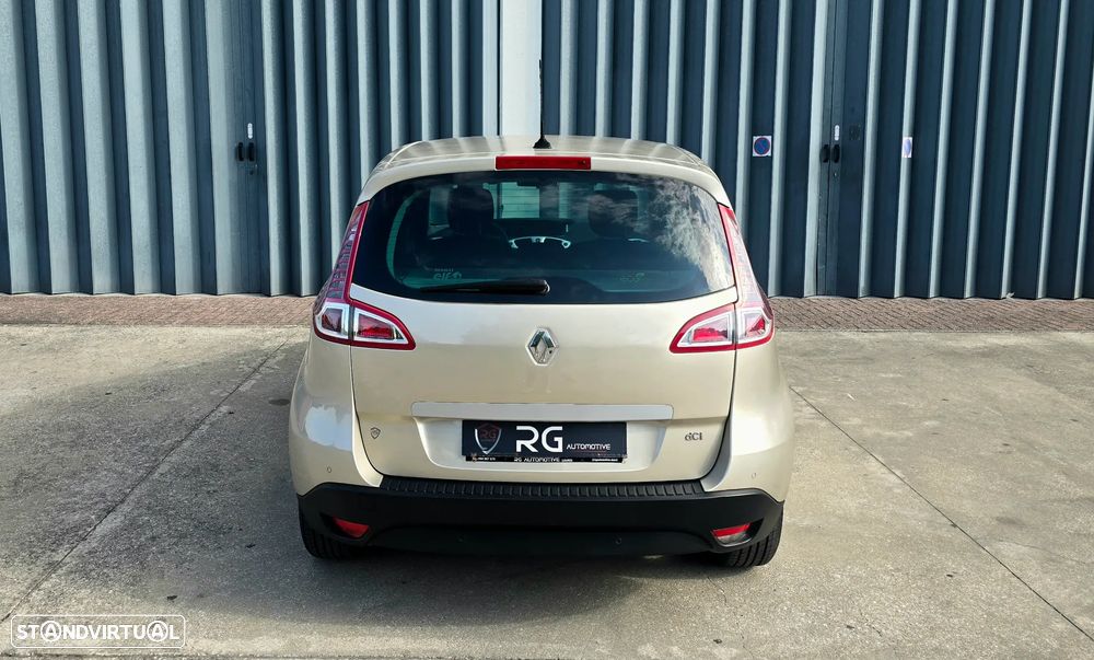 Renault Scénic 1.5 dCi Dynamique S — fotografia 7