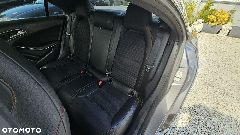 Mercedes-Benz CLA - 26