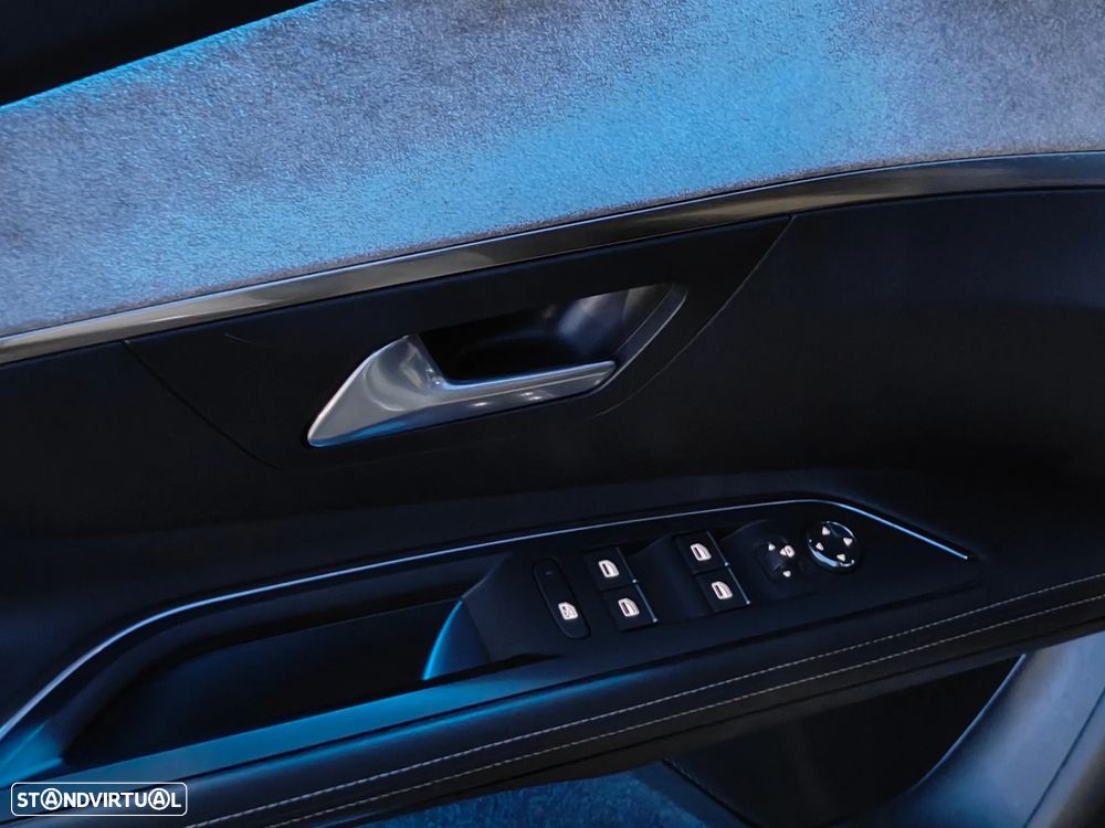 Peugeot 3008 1.6 Hybrid4 GT Line e-EAT8 - 9