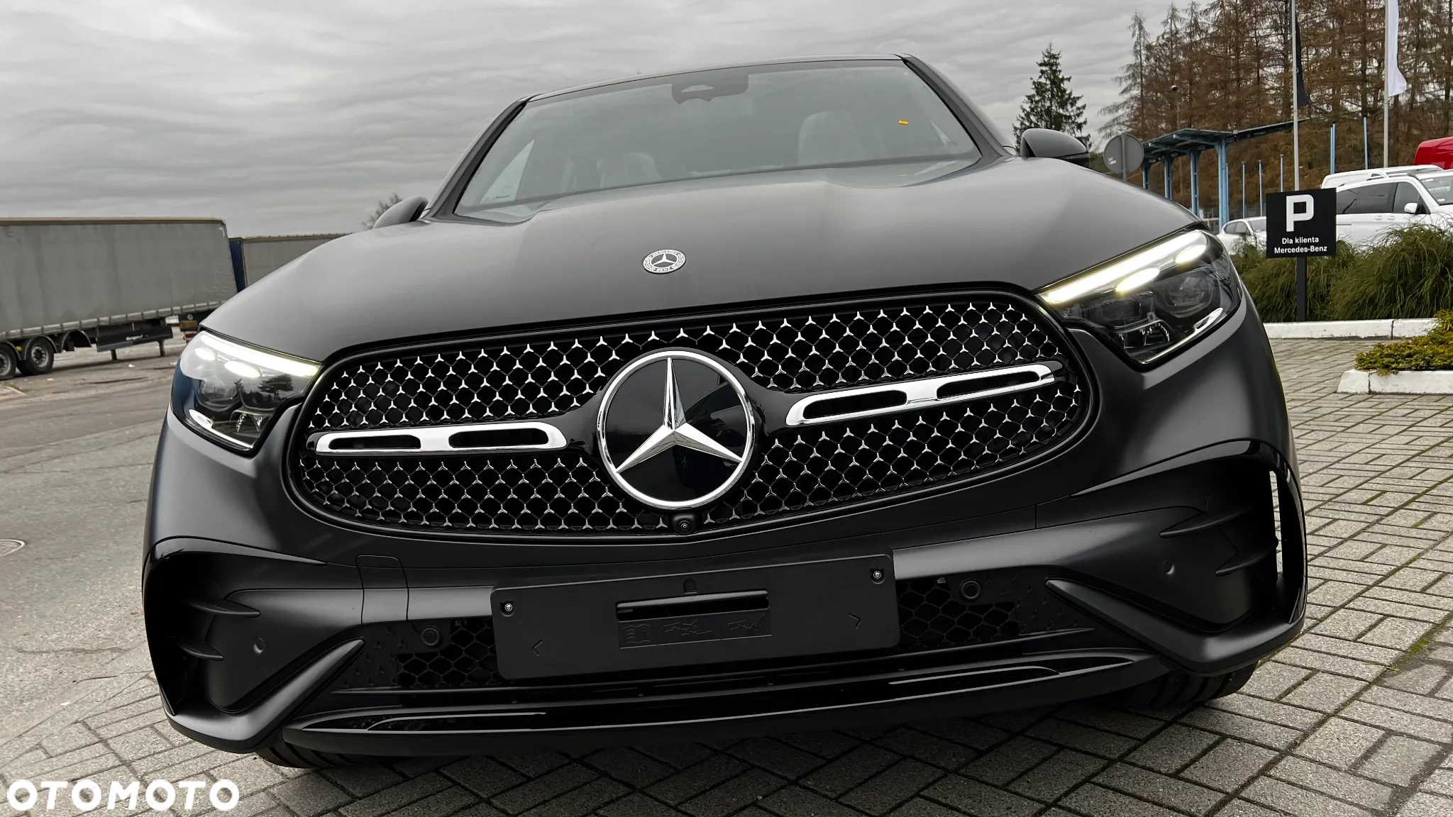 Mercedes-Benz GLC Coupe 300 4-Matic - 2